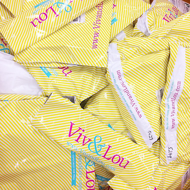 Personalized Poly Mailing Bags | Mailing the Right Message