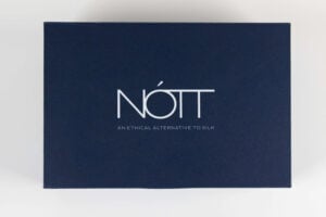 magnetic blue box