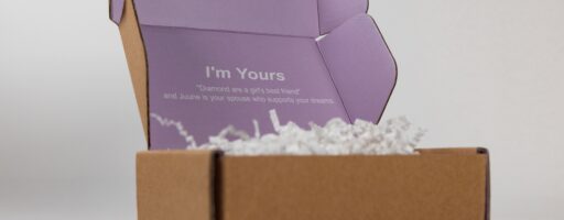 Mailer Boxes vs Shipping Boxes: What’s the Difference?